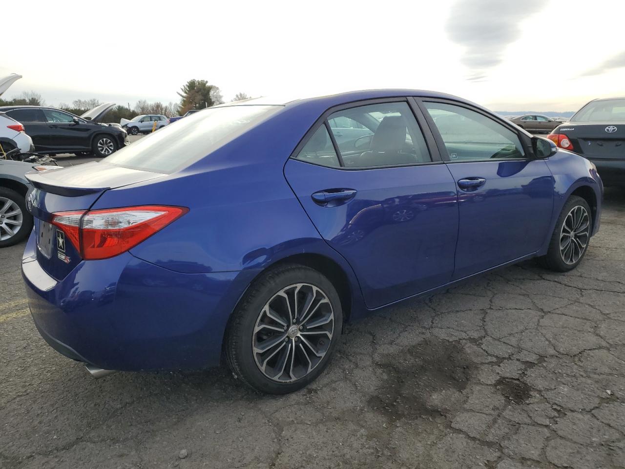 VIN 5YFBURHE0GP537176 2016 TOYOTA COROLLA no.3