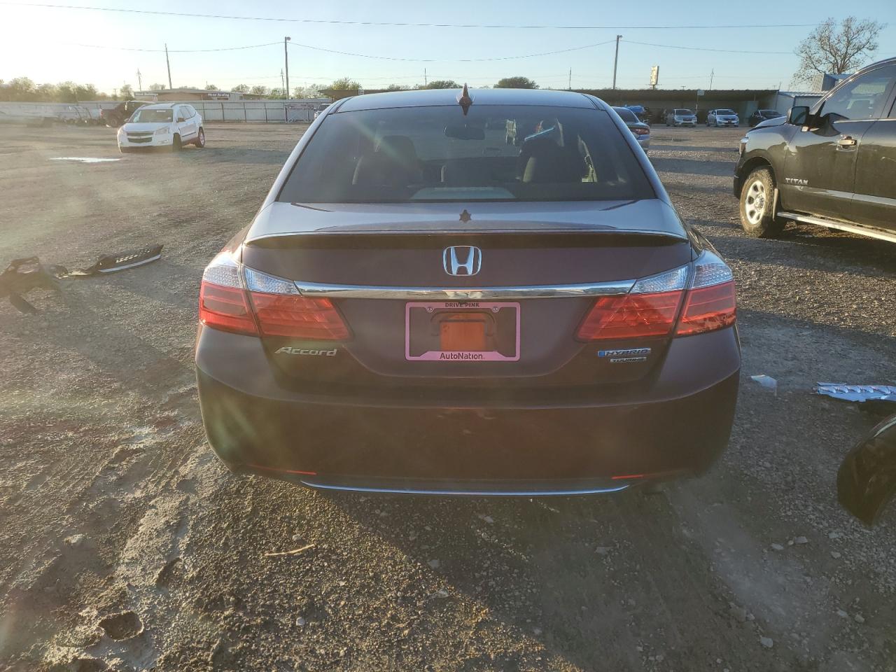 2015 Honda Accord Touring Hybrid VIN: 1HGCR6F73FA008835 Lot: 81131184