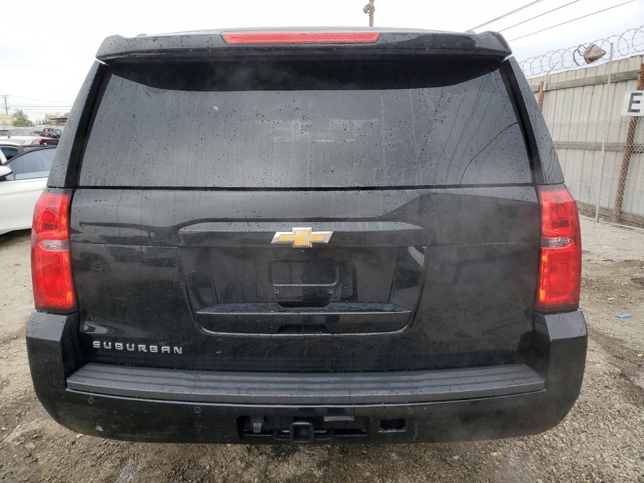 2020 Chevrolet Suburban - Image 6