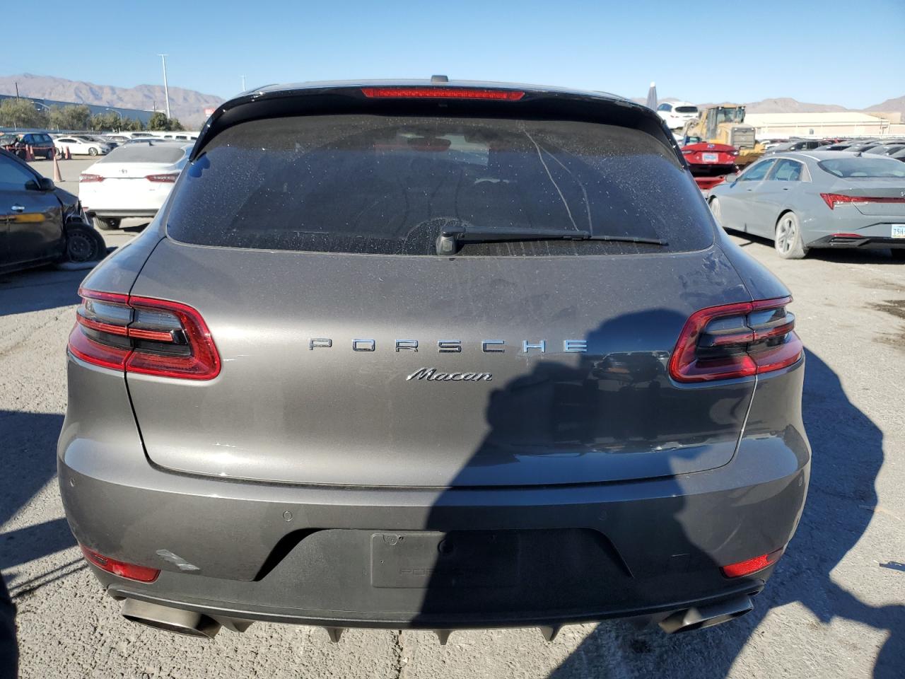 2018 Porsche Macan VIN: WP1AA2A5XJLB22239 Lot: 80136964