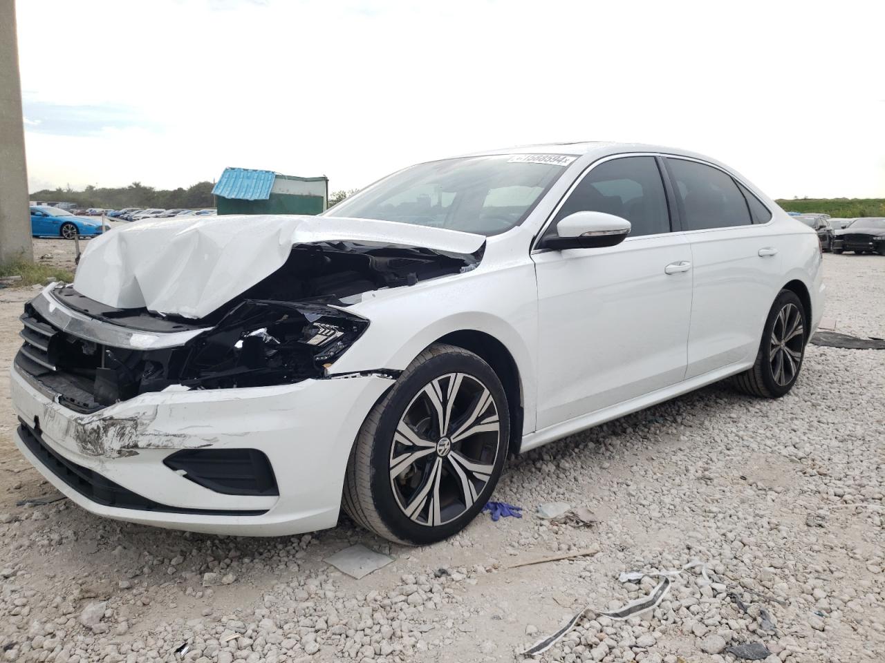 2021 Volkswagen Passat - Image 1