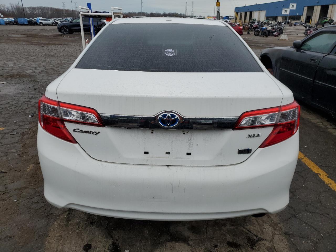 2012 Toyota Camry - Image 6