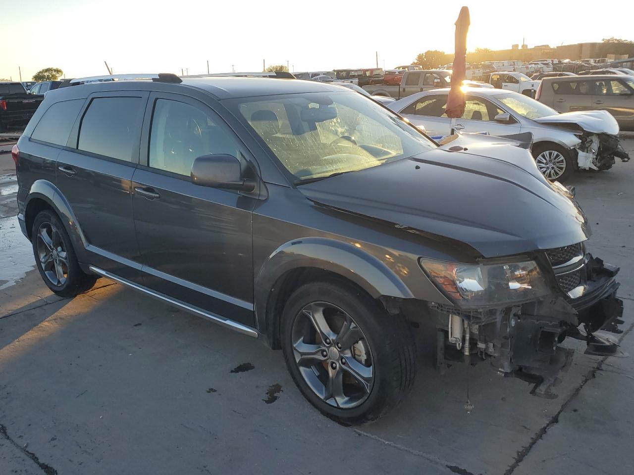 VIN 3C4PDDGG9FT684555 2015 DODGE JOURNEY no.4