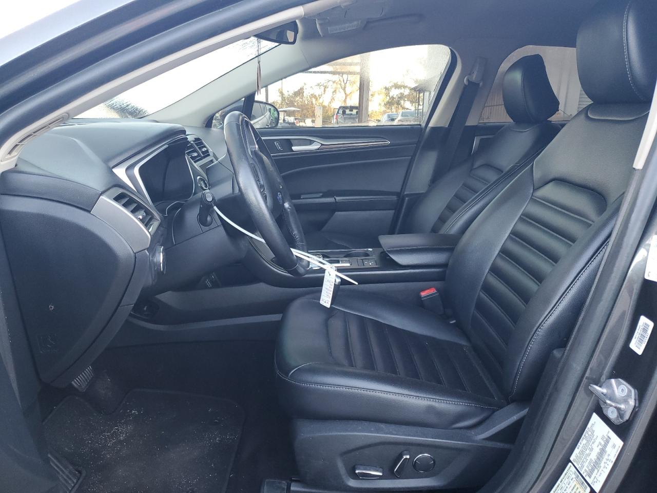 2020 Ford Fusion - Image 7