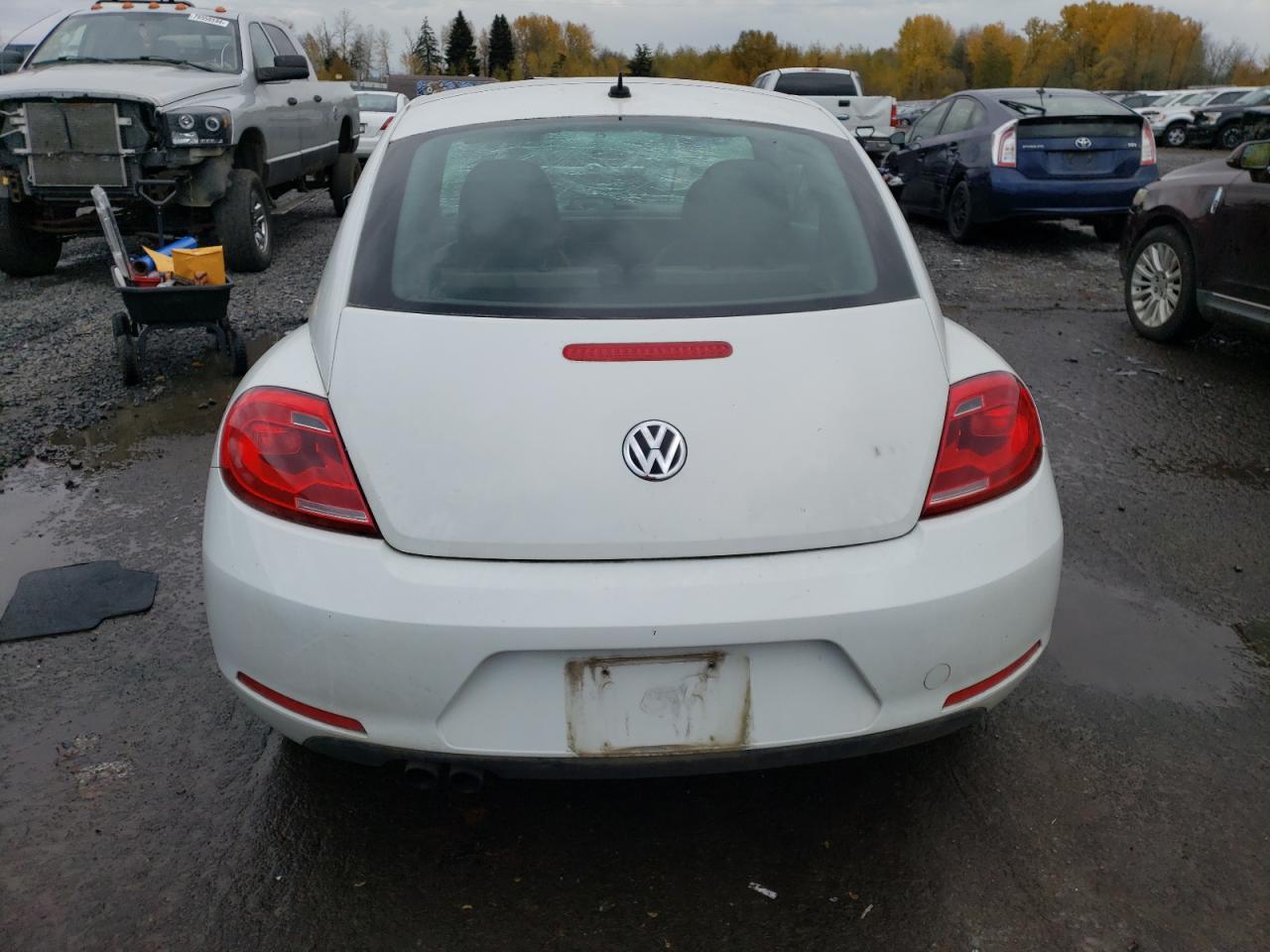 VIN 3VWF17AT2FM629979 2015 VOLKSWAGEN BEETLE no.6