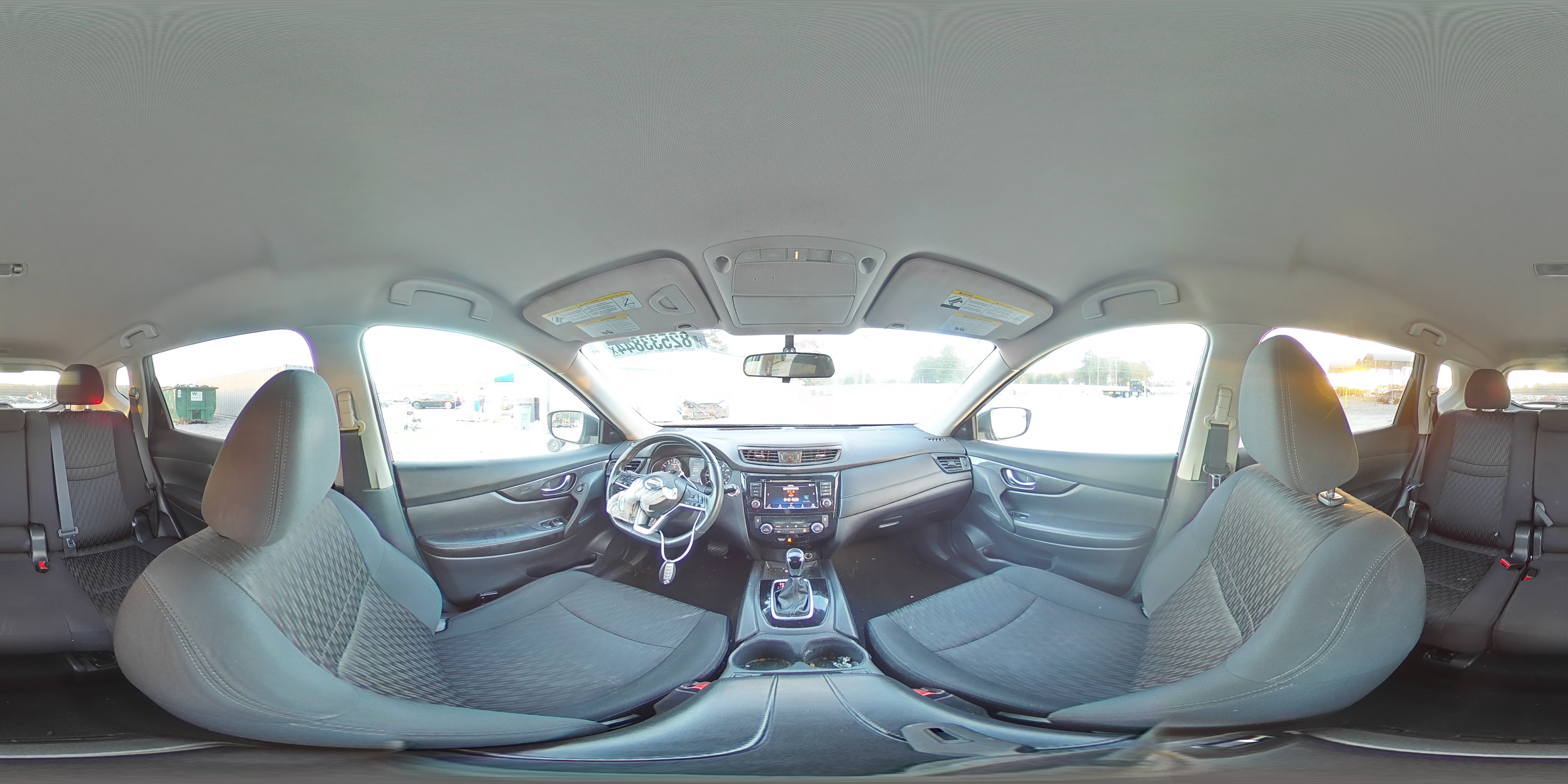 2018 Nissan Rogue - Image 14