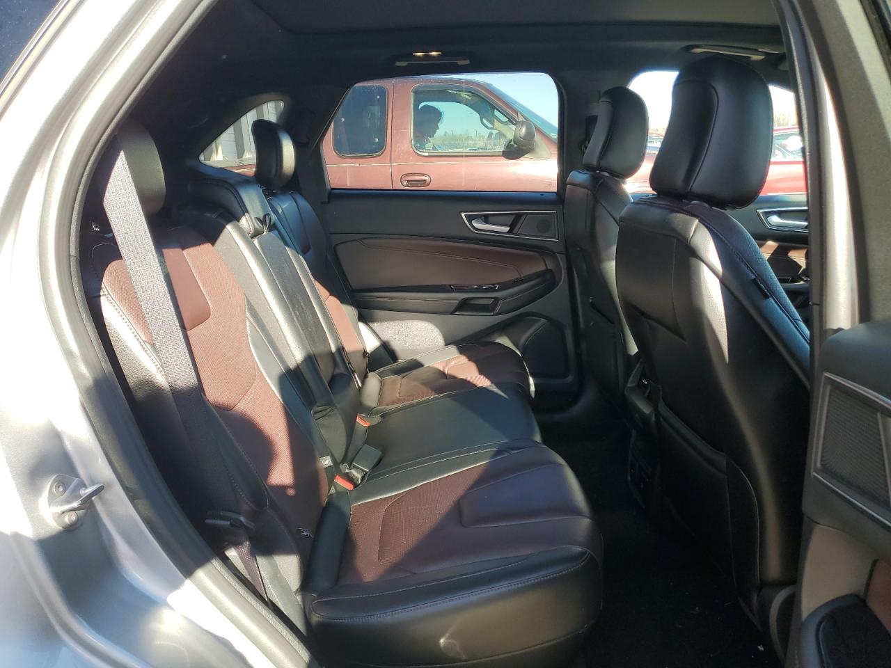 2020 Ford Edge - Image 10
