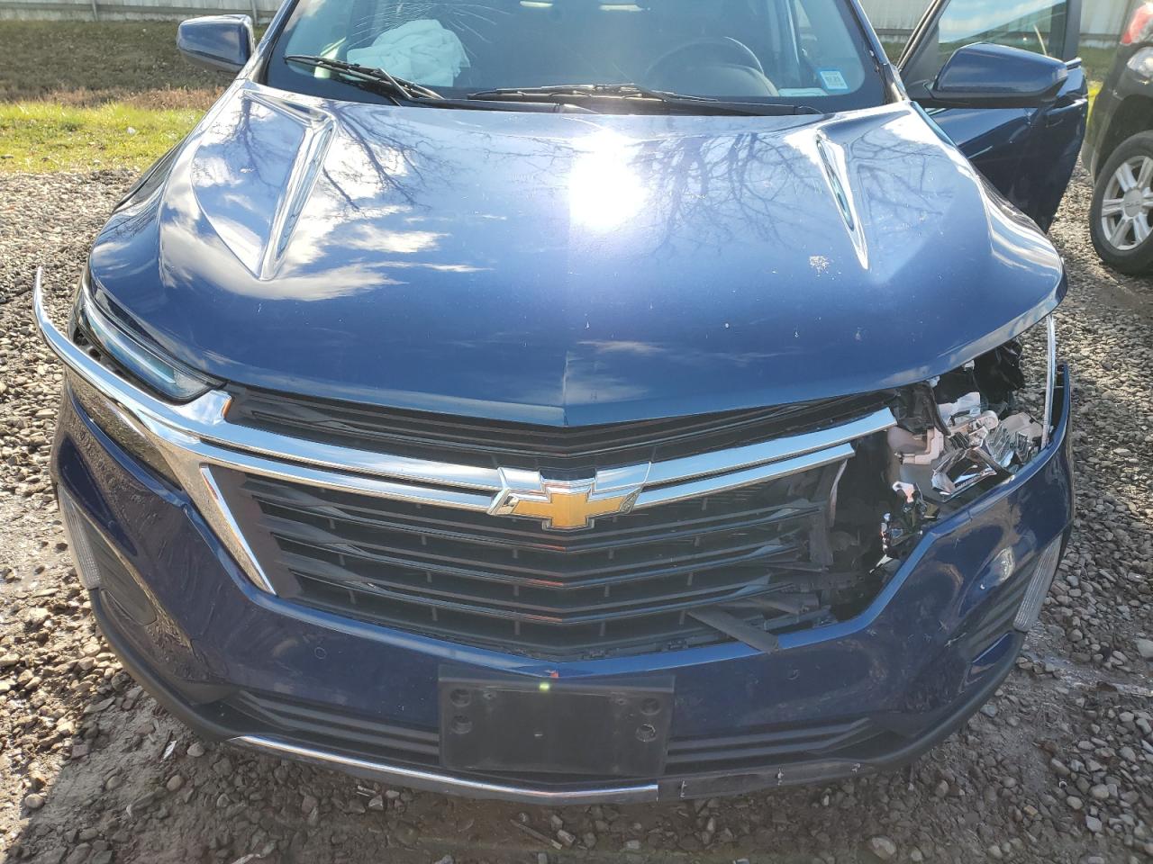 2022 Chevrolet Equinox - Image 12