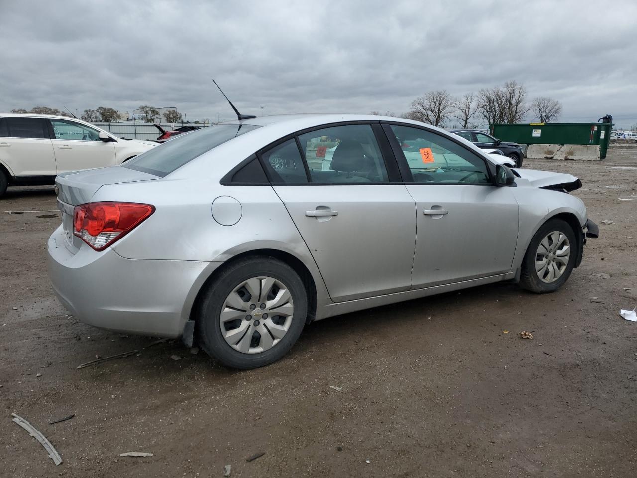 2013 Chevrolet Cruze - Image 3