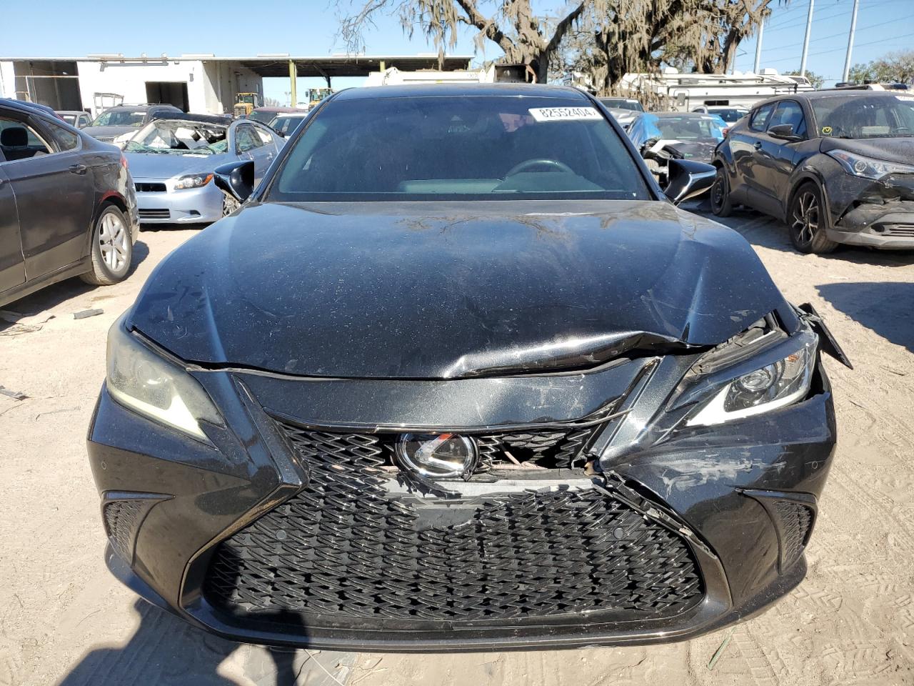 2019 Lexus ES - Image 5