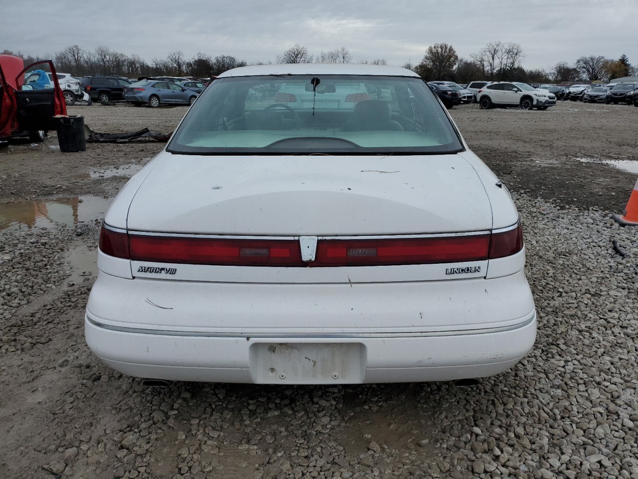 1995 Lincoln Mark Viii Base VIN: 1LNLM91V5SY630225 Lot: 81859764