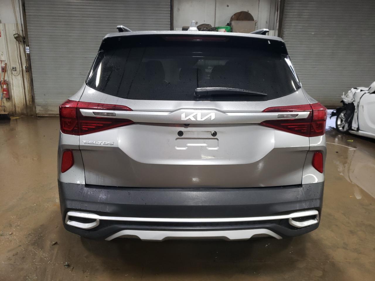 2022 Kia Seltos Ex VIN: KNDERCAA1N7235302 Lot: 82213054