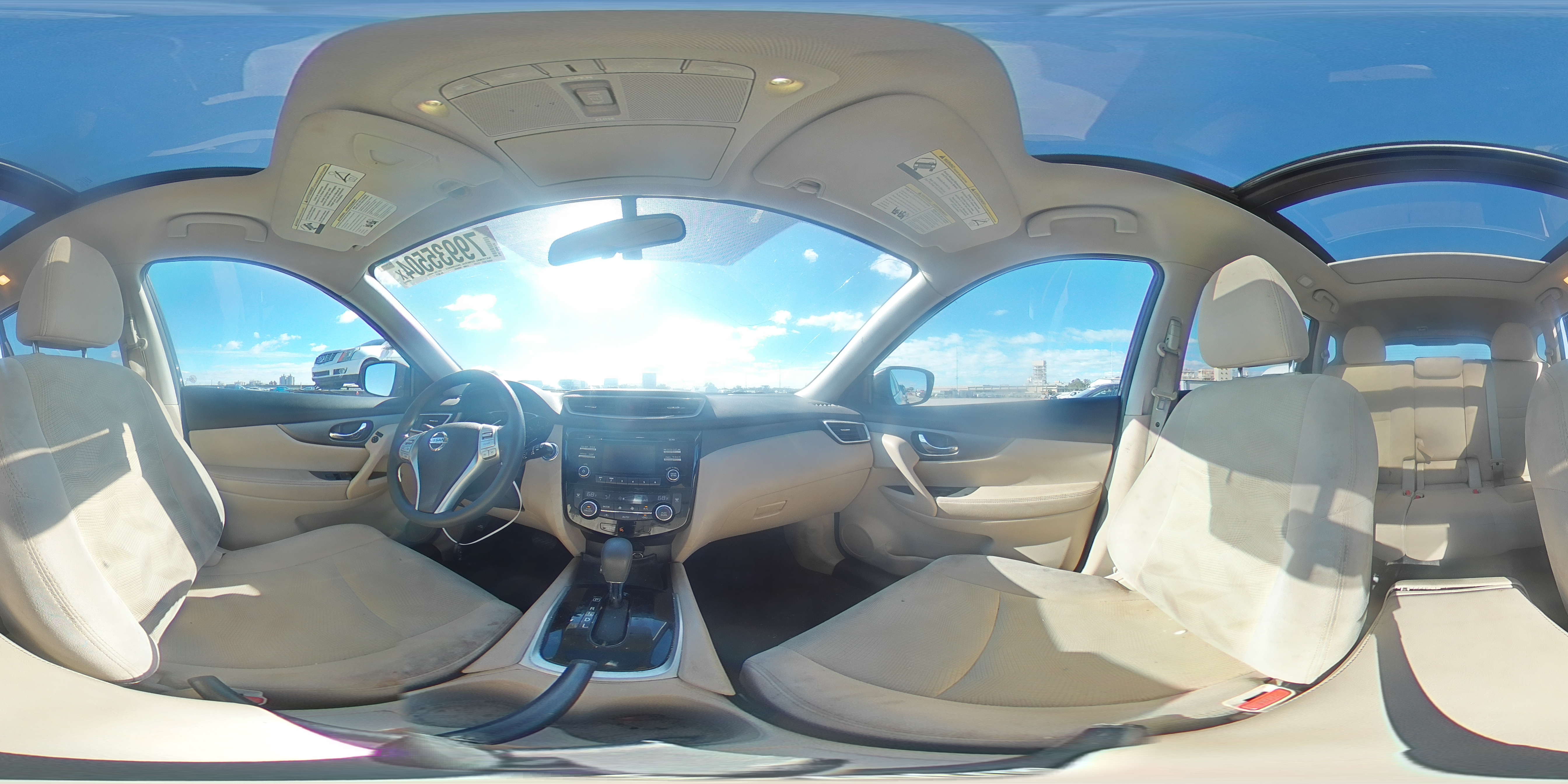 2016 Nissan Rogue - Image 12