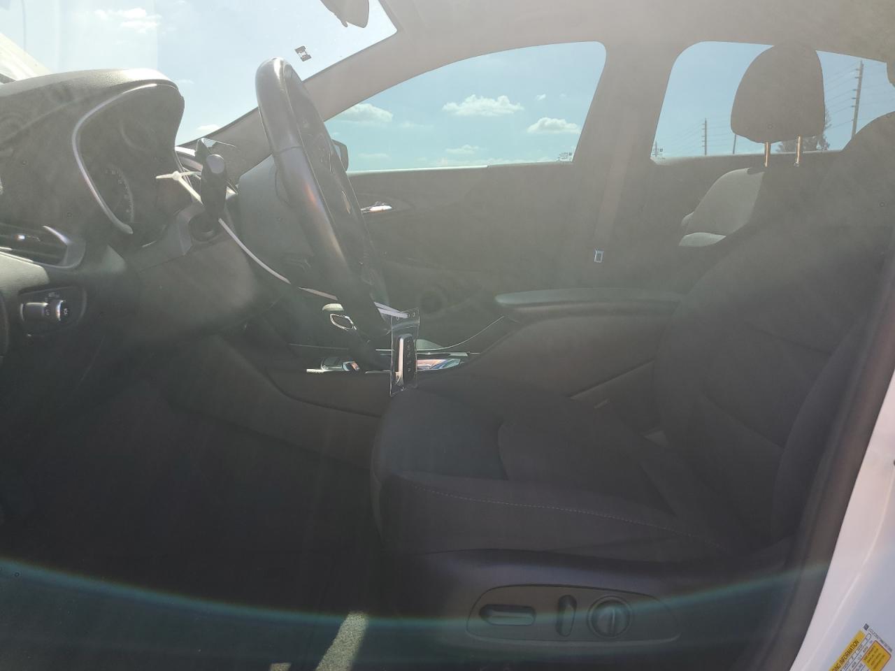 2021 Chevrolet Malibu - Image 7