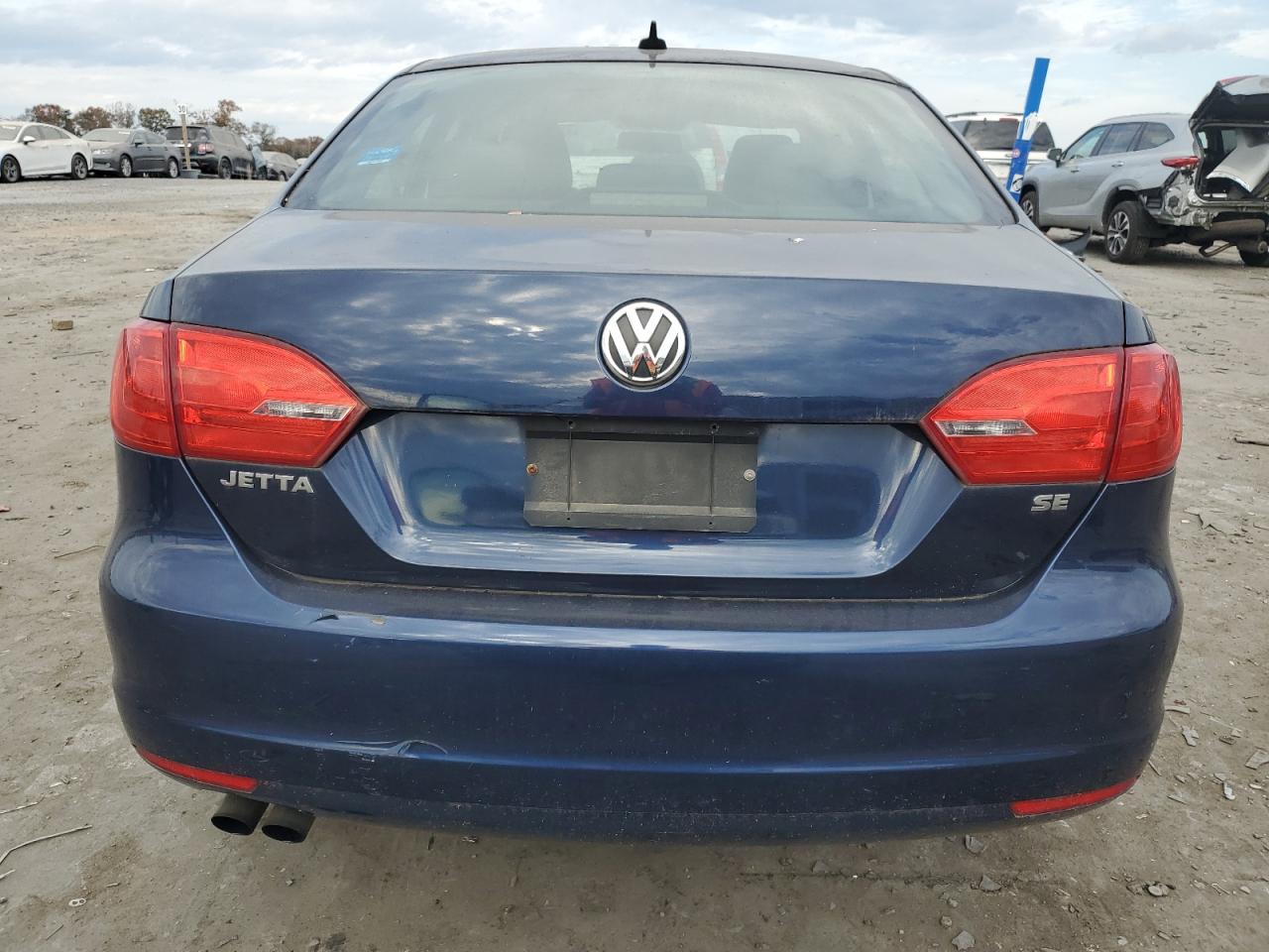 2014 Volkswagen Jetta - Image 6