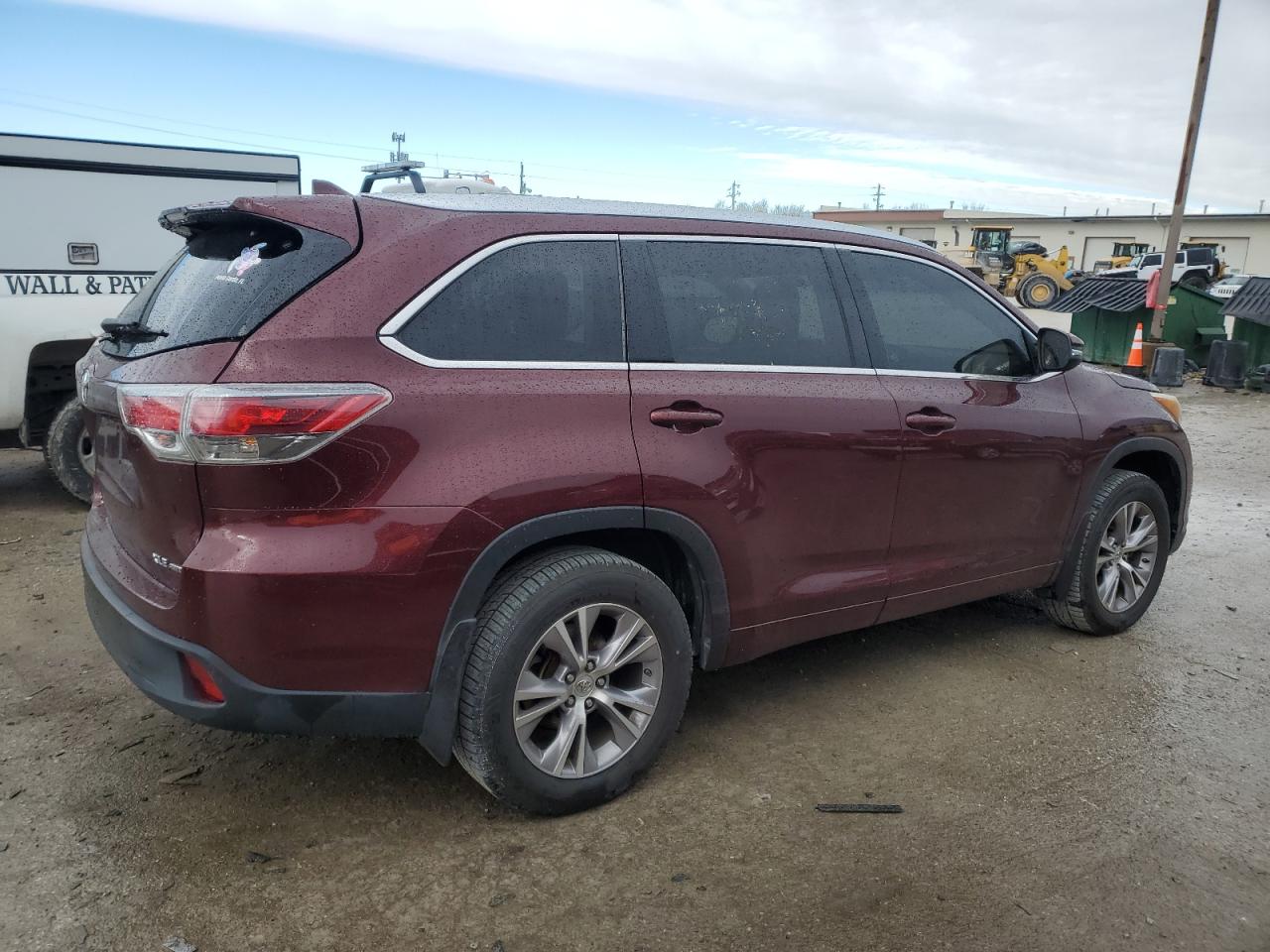 2015 Toyota Highlander - Image 3