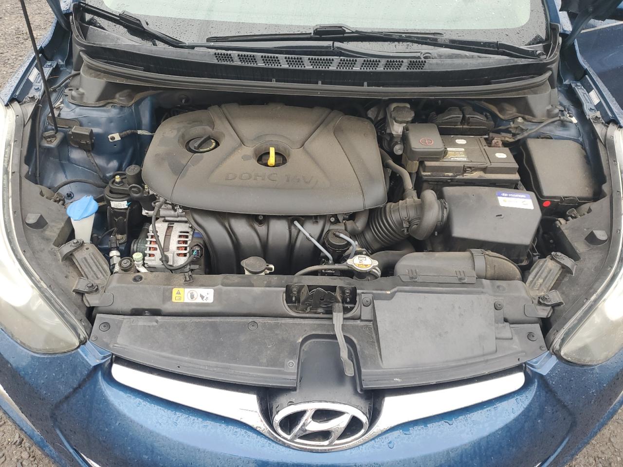 2016 Hyundai Elantra - Image 11