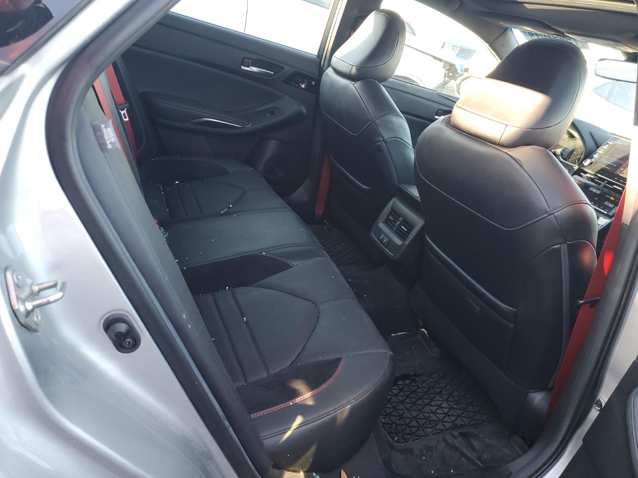 2020 Toyota Avalon - Image 10