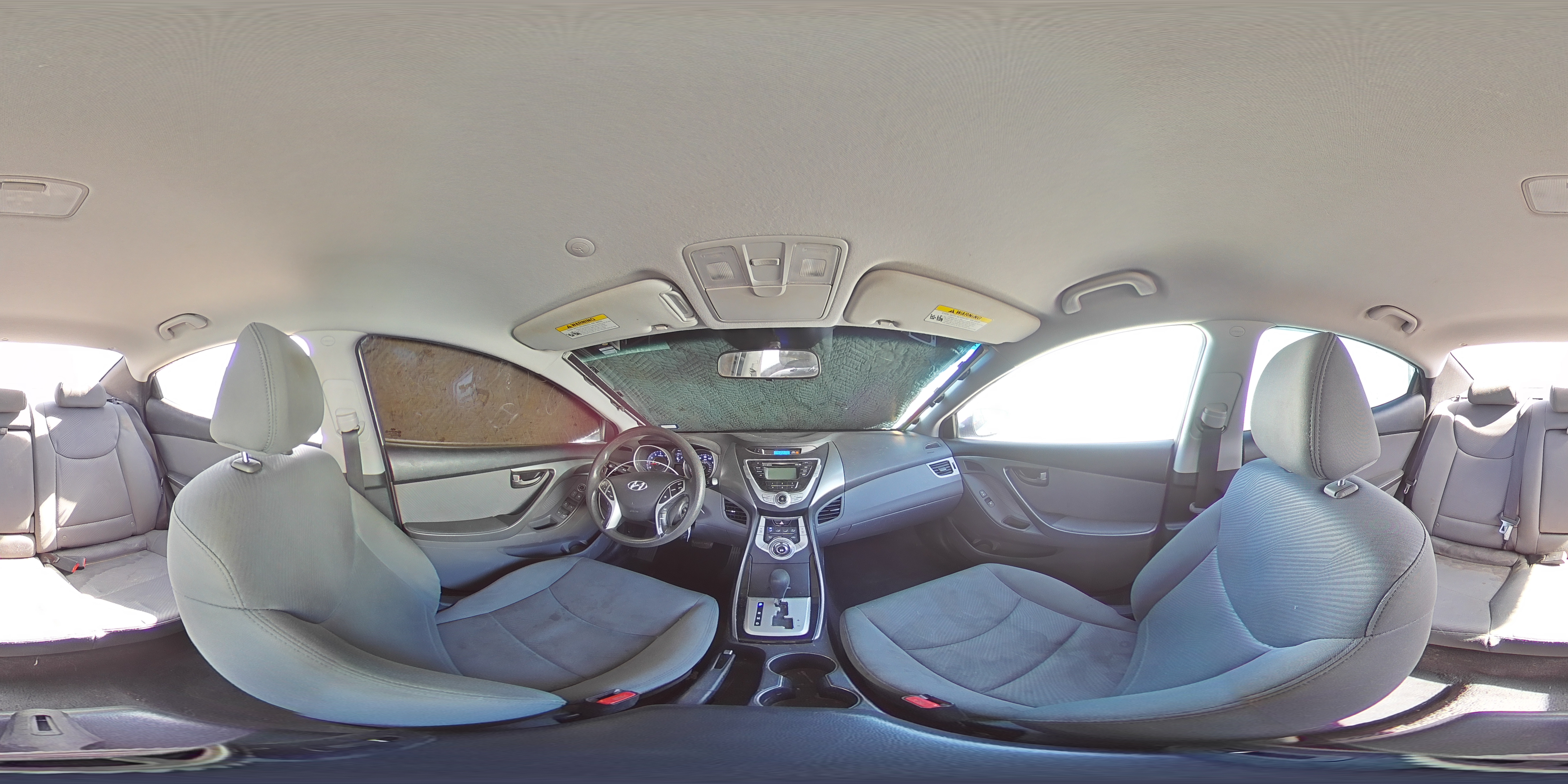 2011 Hyundai Elantra - Image 13