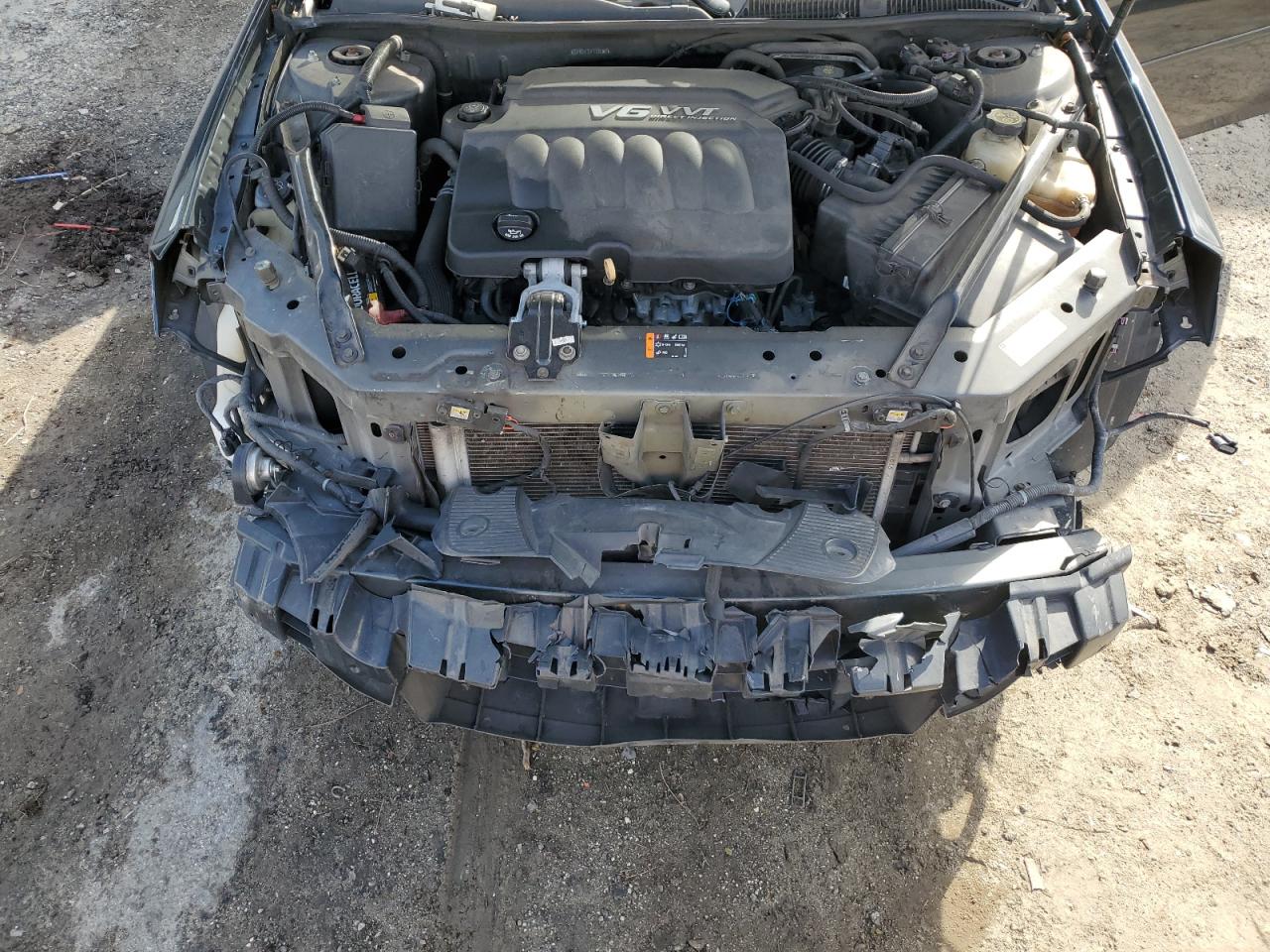 2015 Chevrolet Impala - Image 11