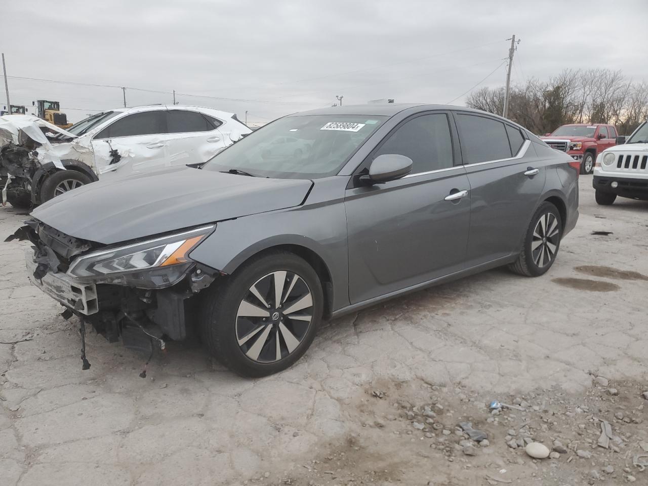 2019 Nissan Altima - Image 1