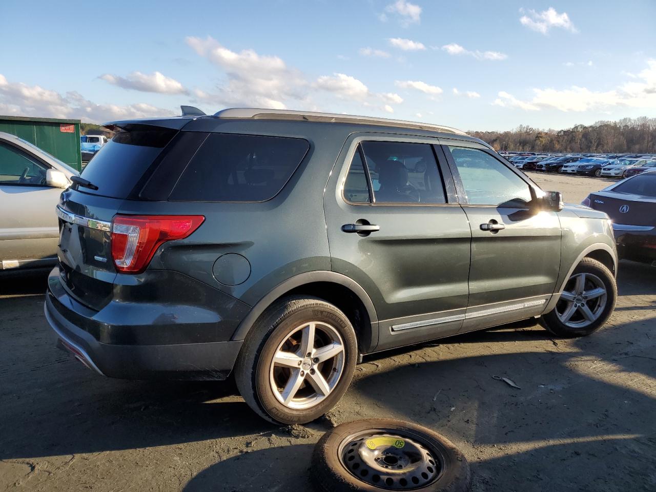 2016 Ford Explorer - Image 3