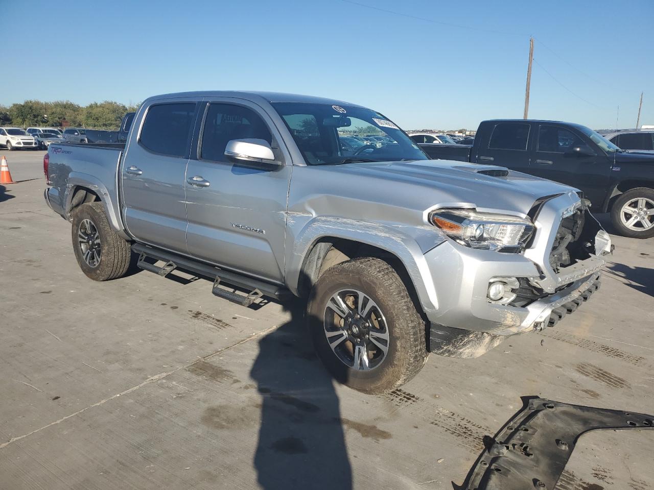 VIN 5TFAZ5CN0HX032819 2017 TOYOTA TACOMA no.4