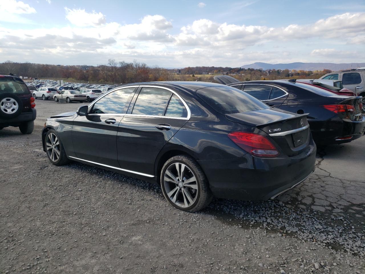 VIN WDDWF4JB7GR145922 2016 MERCEDES-BENZ C-CLASS no.2