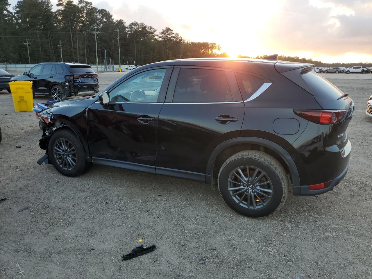 VIN JM3KFACL4H0208422 2017 MAZDA CX-5 no.2