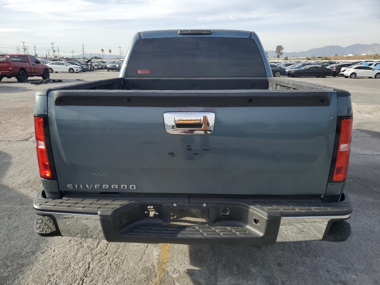 2007 Chevrolet Silverado C1500 Crew Cab VIN: 2GCEC13C671582435 Lot: 79053154