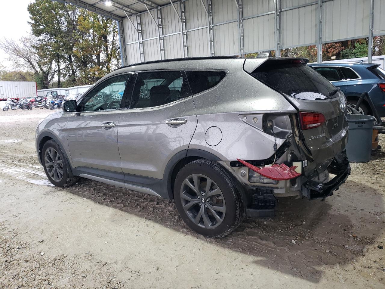 2017 Hyundai Santa Fe - Image 2