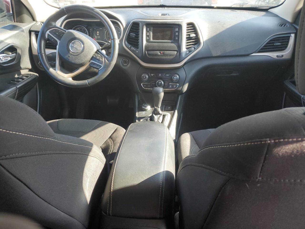 2015 Jeep Grand Cherokee - Image 8