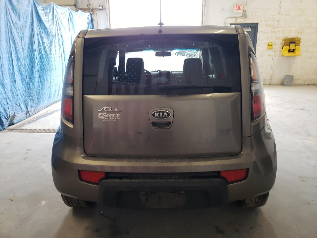 2011 Kia Soul + VIN: KNDJT2A28B7271017 Lot: 79424834