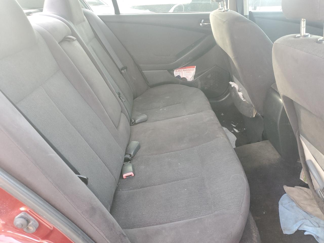 2011 Nissan Altima - Image 10