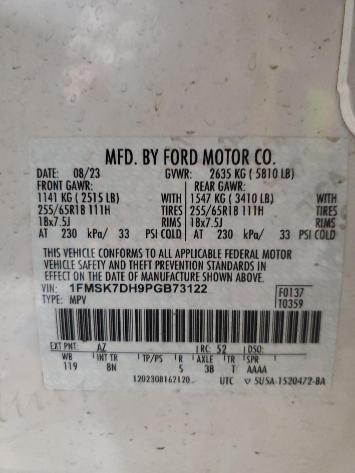 2023 Ford Explorer - Image 13