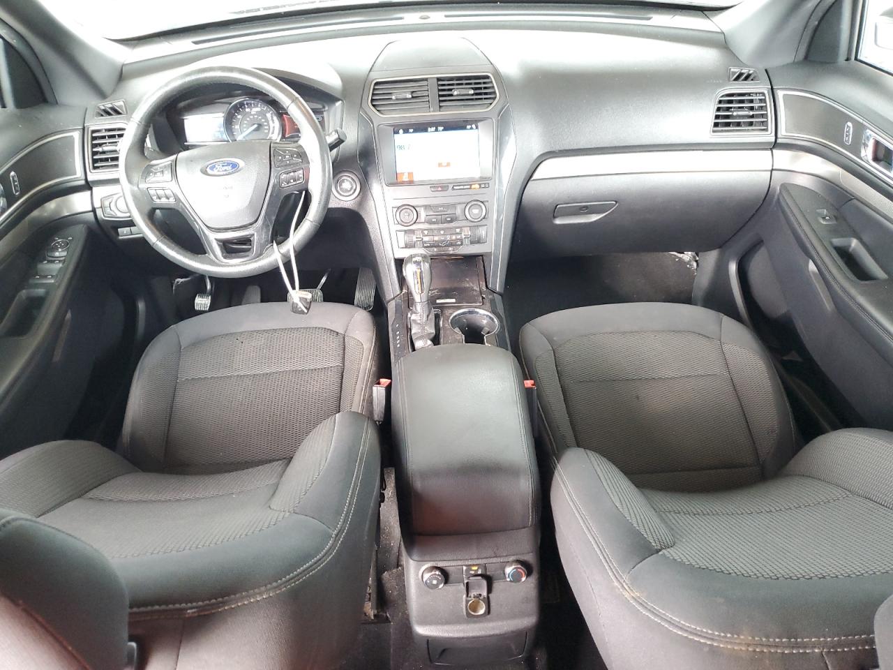 2019 Ford Explorer - Image 8
