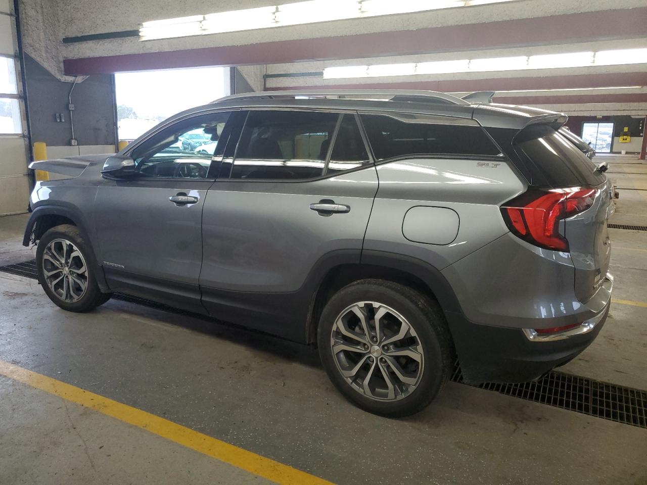 2020 GMC Terrain - Image 2