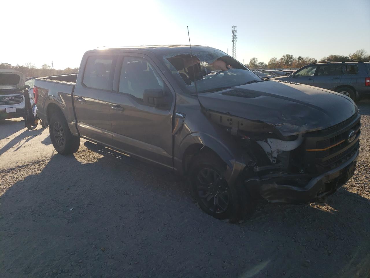 2022 Ford F-150 - Image 4