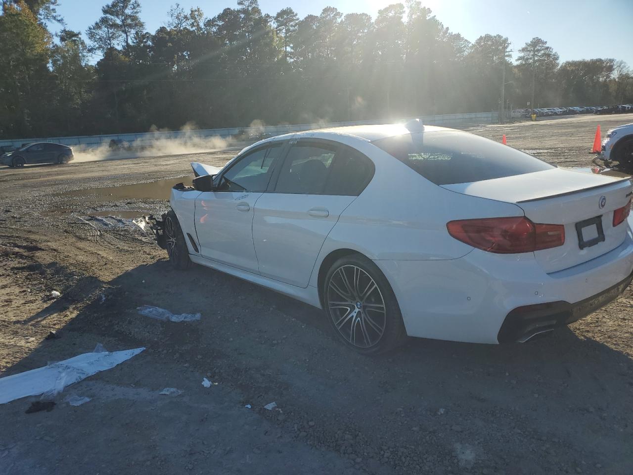 WBAJE5C57KWE66034 2019 BMW 5 SERIES - Image 2