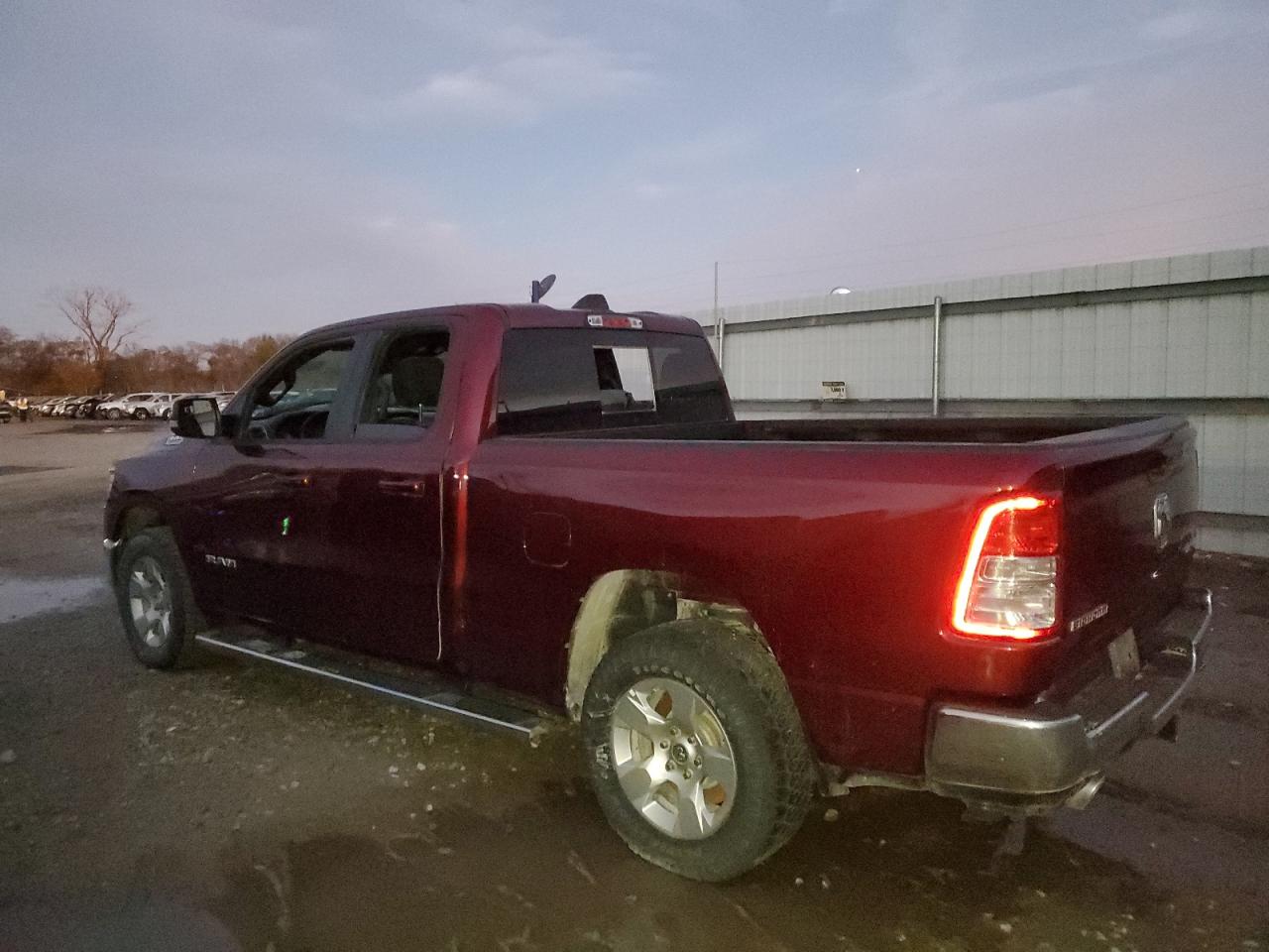 VIN 1C6SRFBT1MN631932 2021 RAM 1500 no.2