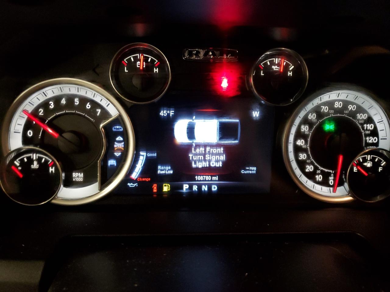 2017 RAM 1500 - Image 9