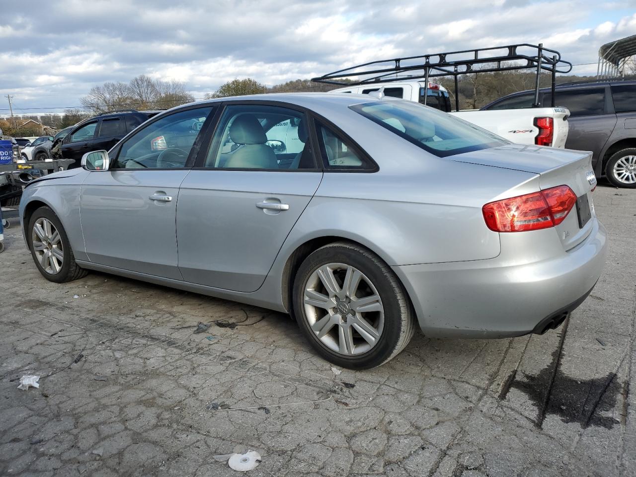 2011 Audi A4 Premium VIN: WAUBFAFL2BN040601 Lot: 81089304