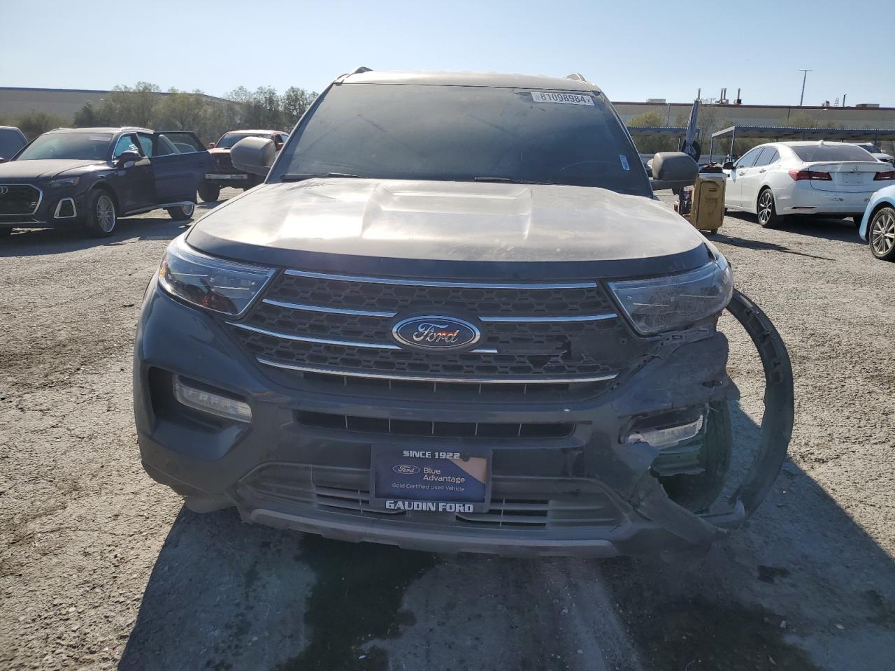 2022 Ford Explorer - Image 5