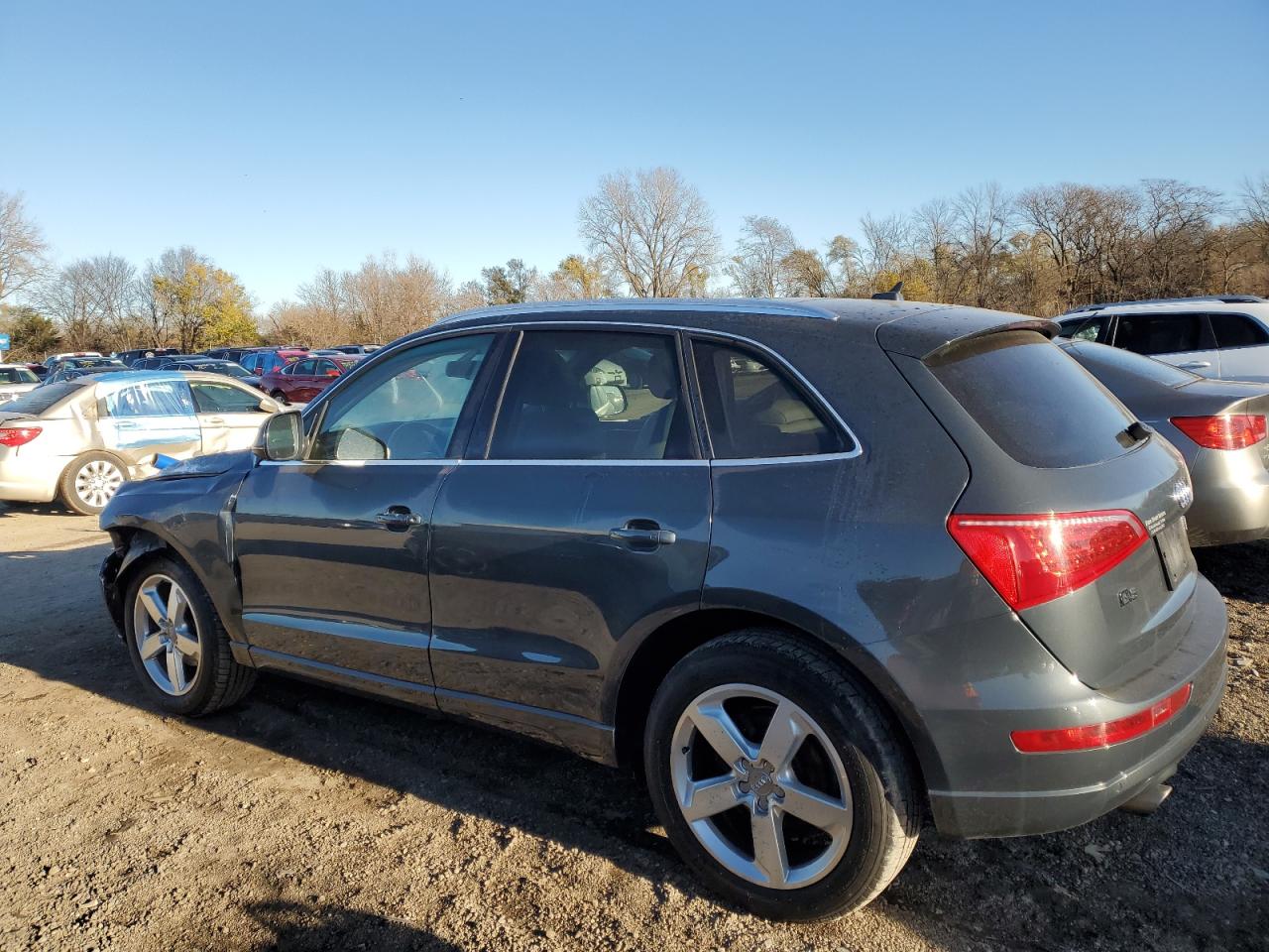 2010 Audi Q5 - Image 2