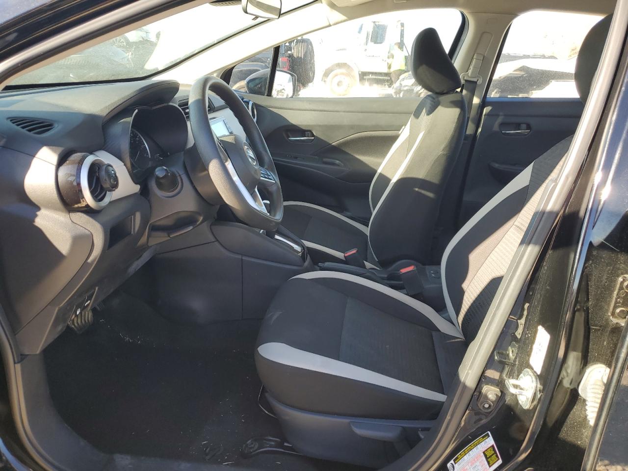 2021 Nissan Versa - Image 7