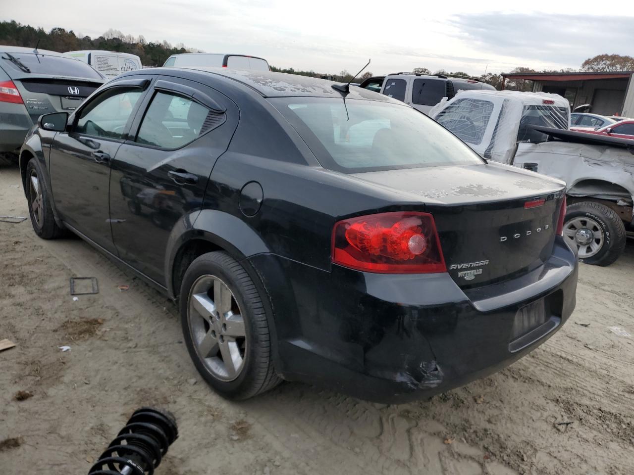 2012 Dodge Avenger - Image 2