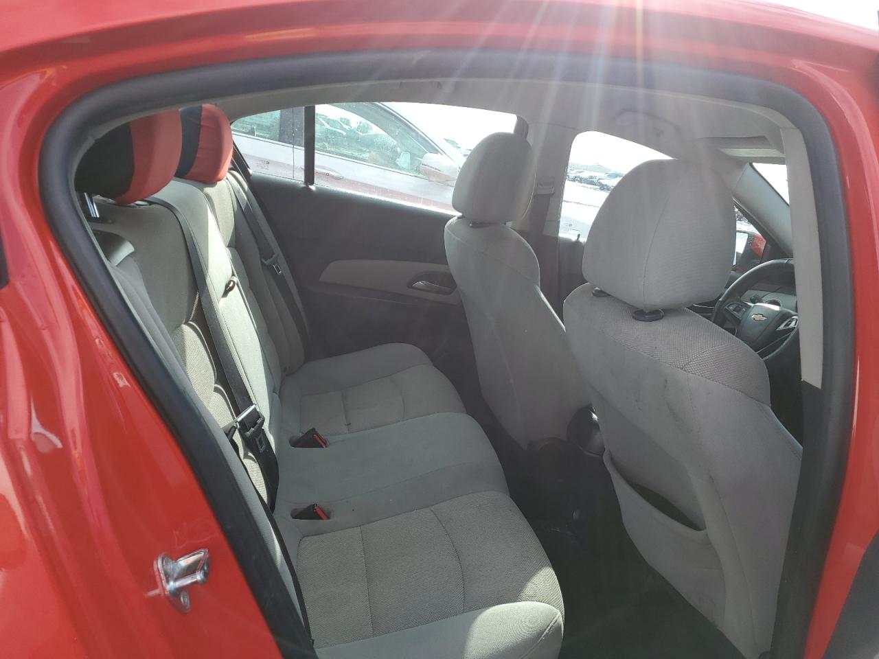 2016 Chevrolet Cruze - Image 10