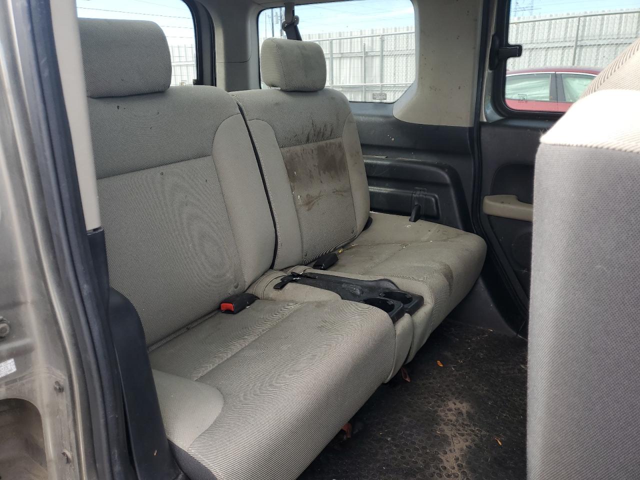 2007 Honda Element - Image 11