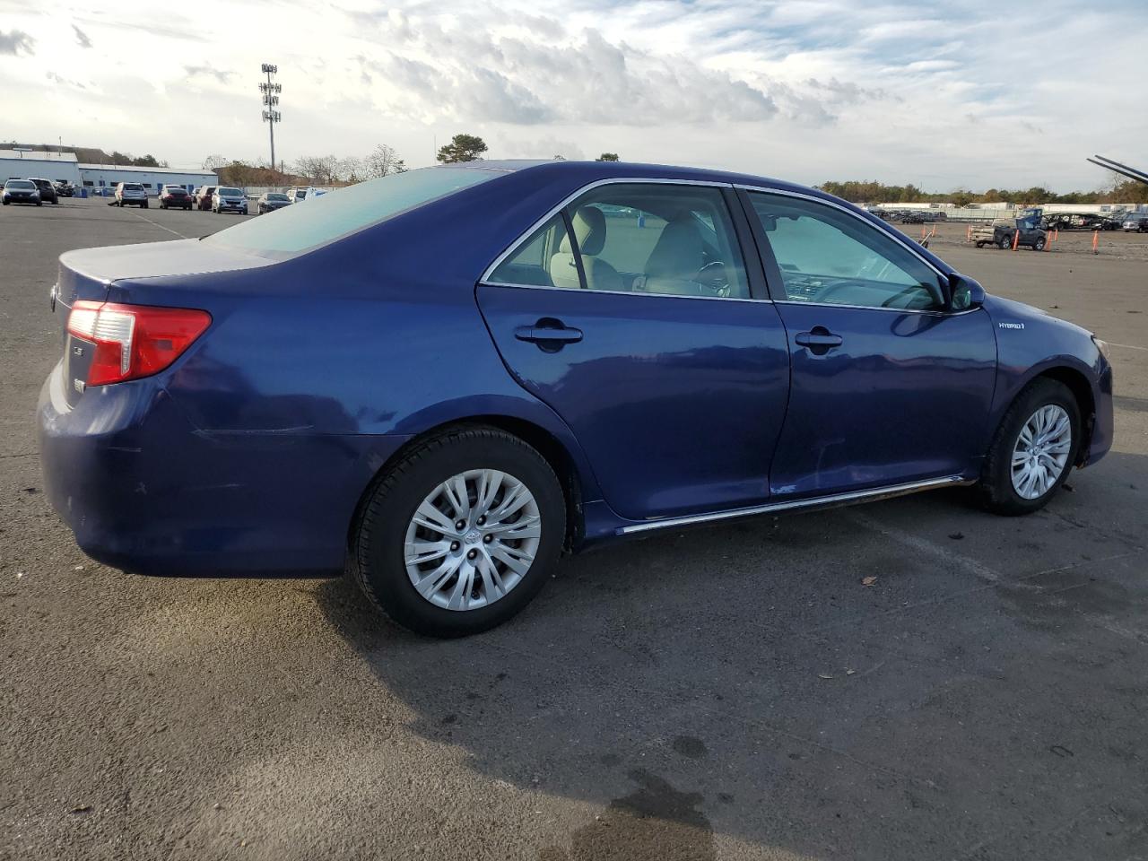 VIN 4T1BD1FK9DU086897 2013 TOYOTA CAMRY no.3