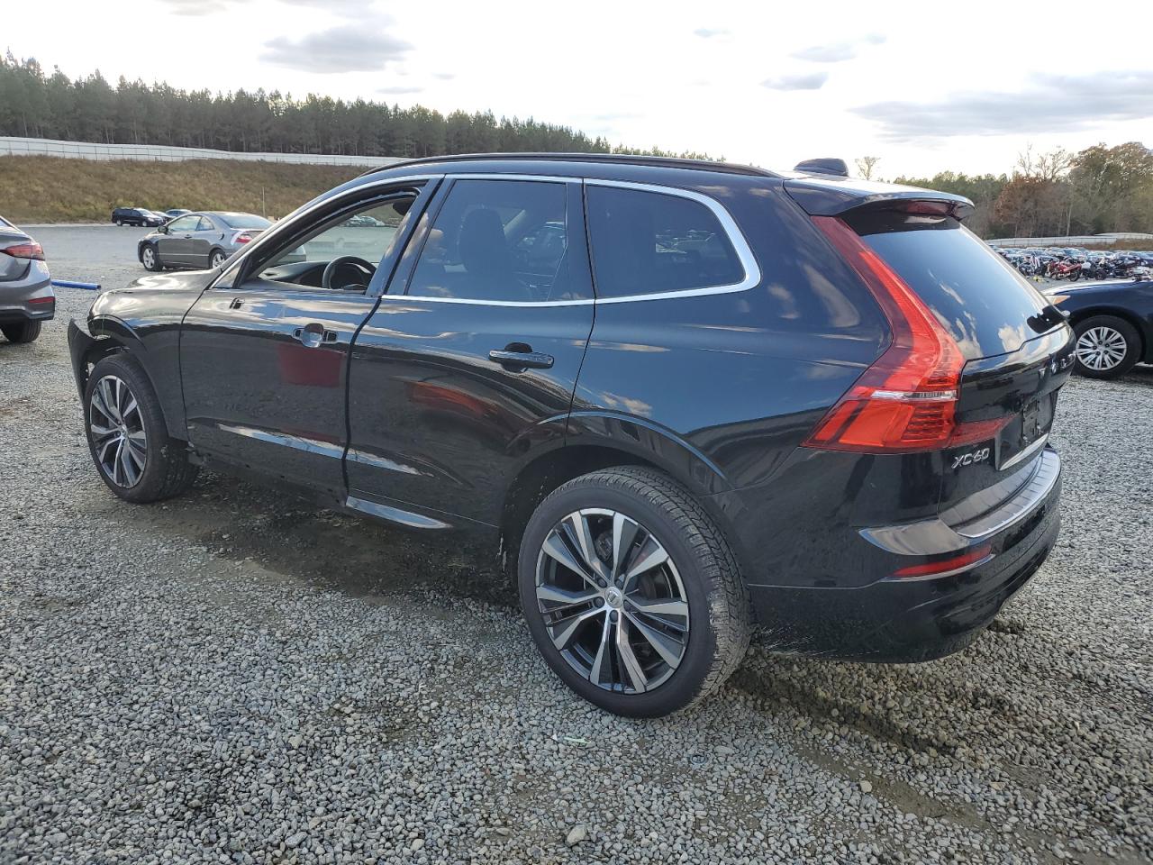 VIN YV4L12DK4N1920391 2022 VOLVO XC60 B5 MO no.2